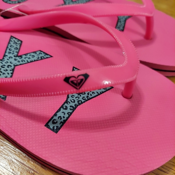 Roxy Starfish V Pink/Gray Leopard Logo Flip Flops NWOT - Picture 5 of 12